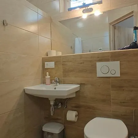 Aurora Ház Apartman *